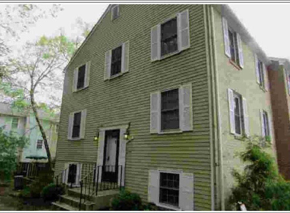 End unit - front of house.