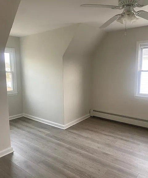 12 Bayview Ave — Photo 11