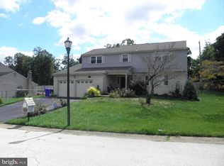 7905 Anselm Rd, Elkins Park, PA 19027