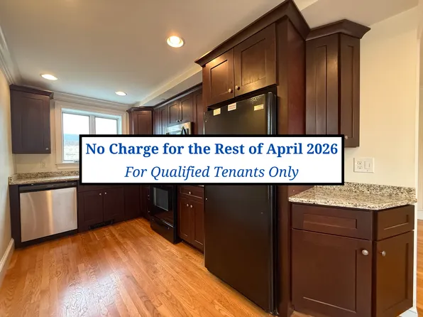 11 Salem St APT C, Woburn, MA 01801