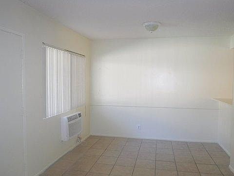 5th image of 1026 W Granada Ct APT 2