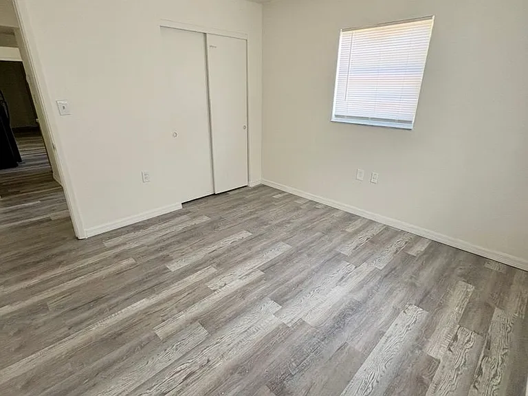 8151 Hixton Dr — Photo 9