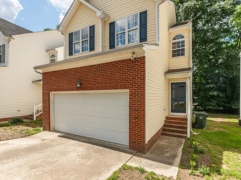 5412 Grand Traverse Dr — Photo 3