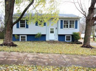 900 Davenport St, Le Claire, IA 52753