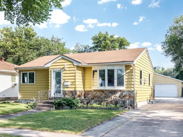 1605 9th Ave S, Fargo, ND 58103