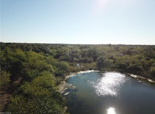 22070 N River Rd, Alva, FL 33920