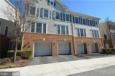 7047 Huntley Run Pl #115