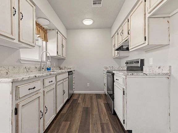 5th image of 63010 E 293rd Rd