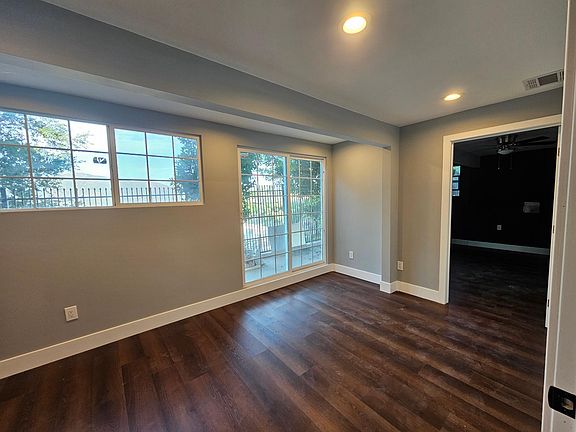 3rd image of 4525 Leata Ln