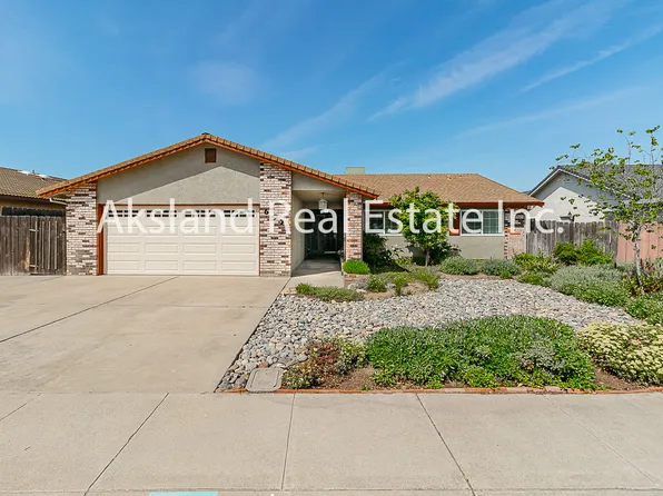 697 Garden Gate Dr, Manteca, CA 95336