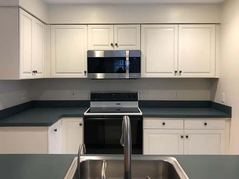 665 Lowell St #61 — Photo 6
