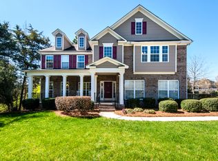 1213 Hardwood Dr, Matthews, NC 28104