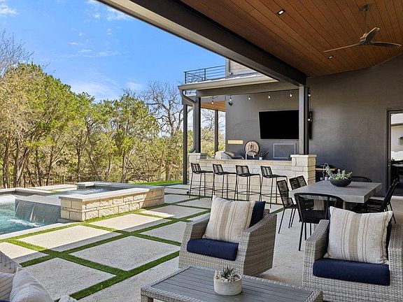 5th image of 6037 W Verandero Ct