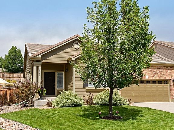 Exterior Front (Previous Paint Color)