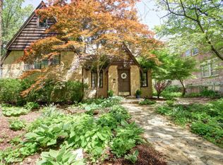 612 W Vermont Ave, Urbana, IL