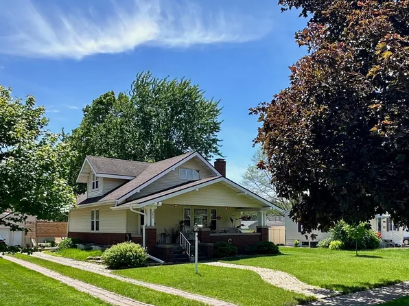 203 NW Water St, Adams, MN 55909