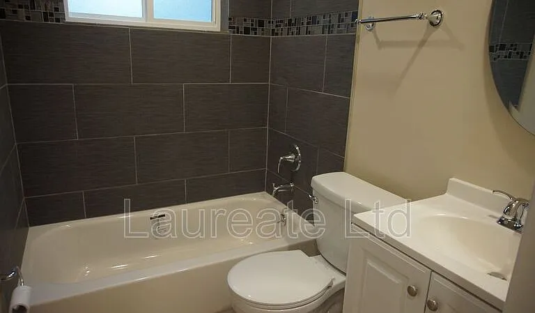 3075 N Zuni St — Photo 10