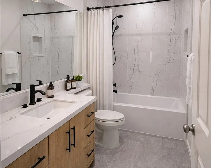 1048 Explanada St #103 — Photo 13