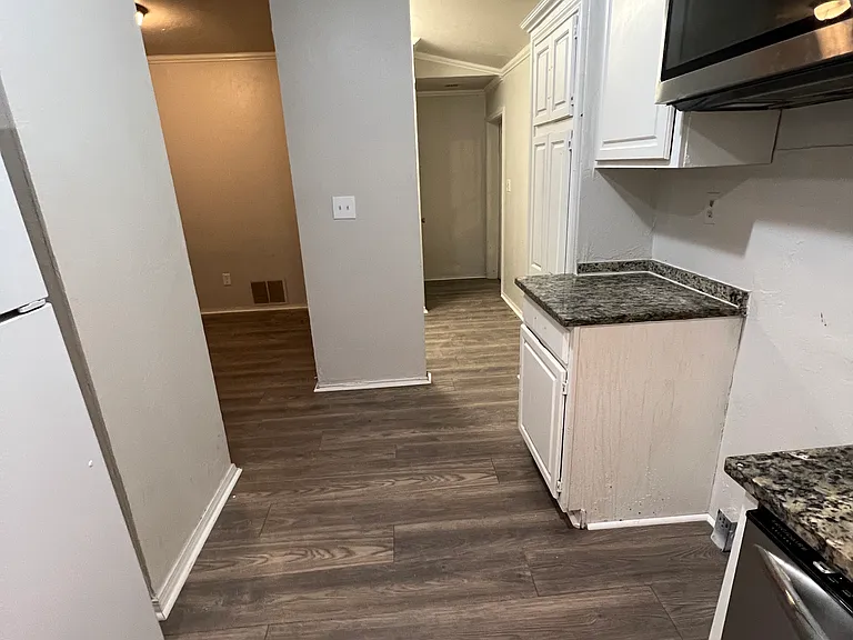 12232 Woodland Hills Dr — Photo 10