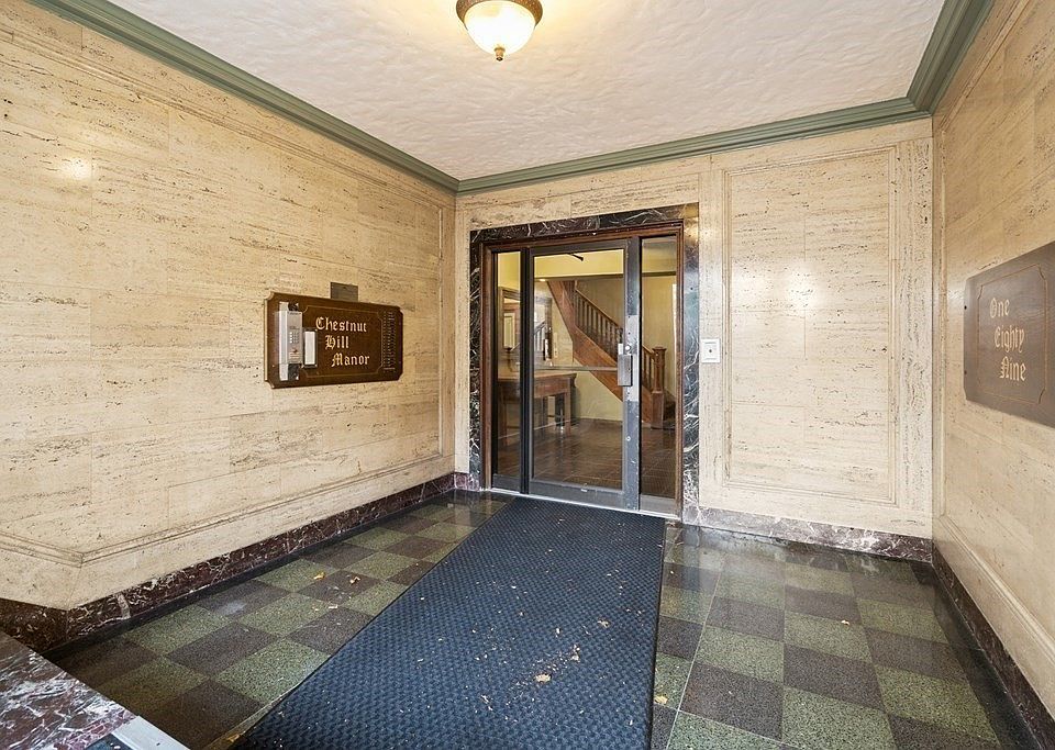 1st image of 190 Chestnut Hill Ave #8