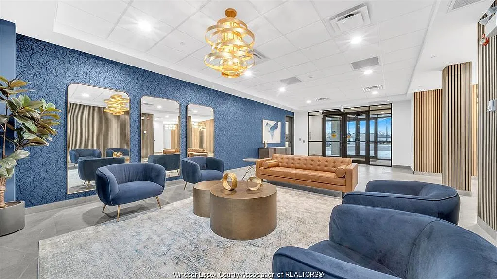 2 bed, 2.0 bath, $2,450 — Photo 4