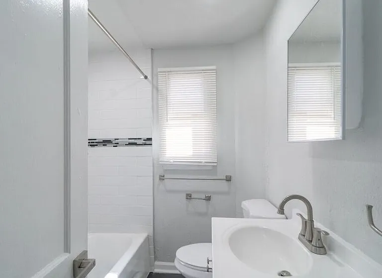 125 Yorke St — Photo 5
