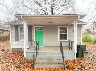 307 Palmer St, Greer, SC 29651