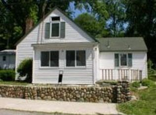 8238 E Wade Ln, North Webster, IN