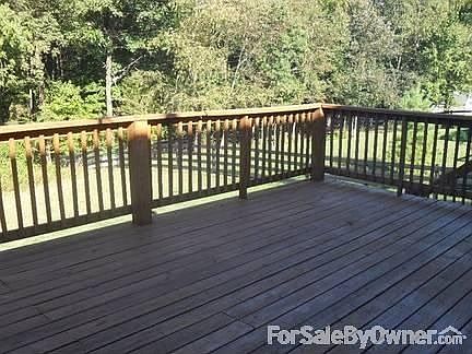 Deck
						:
						Enjoy a newly stained and cleaned deck!