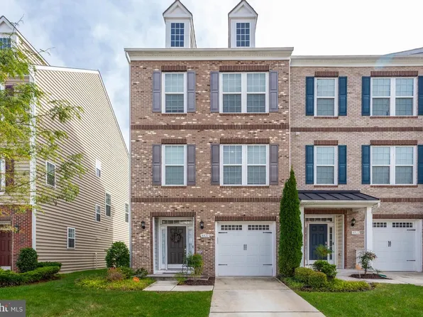 4820 Six Forks Dr, Upper Marlboro, MD 20772