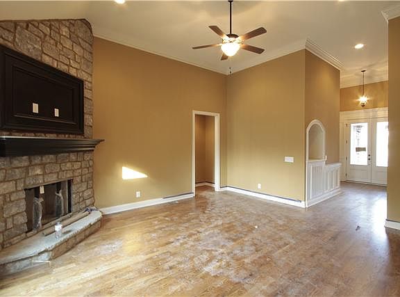 5th image of 201 Amana Dr #61