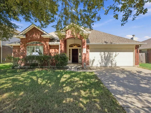 3012 Kings Isle Ln, Dickinson, TX 77539