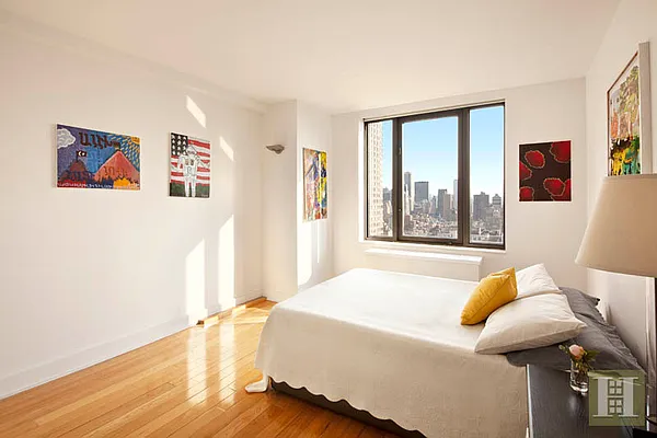 Sold by Halstead Real Estate | media 15