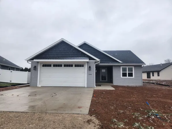 1043 Madi Ct, Menasha, WI 54952