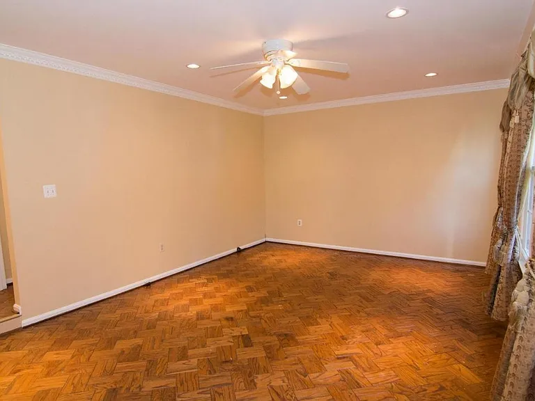 222 Apple Blossom Ct — Photo 2