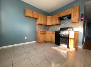 720 S 15th St #15E, Newark, NJ 07103