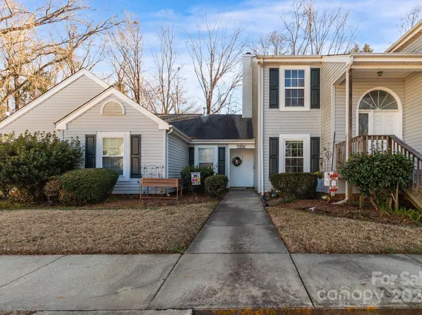 1576 Hunt Club Ct, Rock Hill, SC 29732