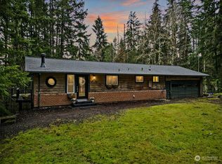 675 Rainbow Ridge Ln SW, Pt Orchard, WA 98367