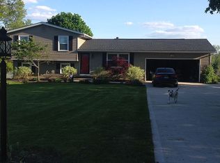 1586 Plateau St NE, Uniontown, OH 44685