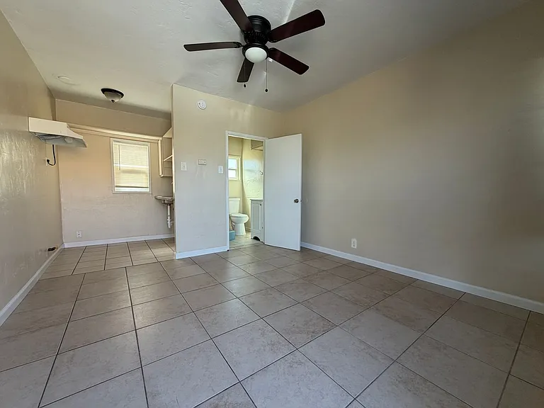 P302 — Photo 24
