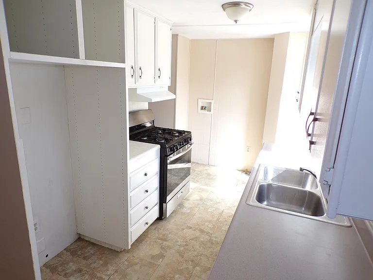 12710 3rd St #1 — Photo 9