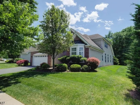 28 Spangenberg Ln, Franklin Twp., NJ 08873