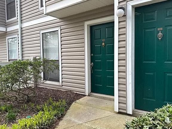 2nd image of 501 Wynnes Ridge Cir SE