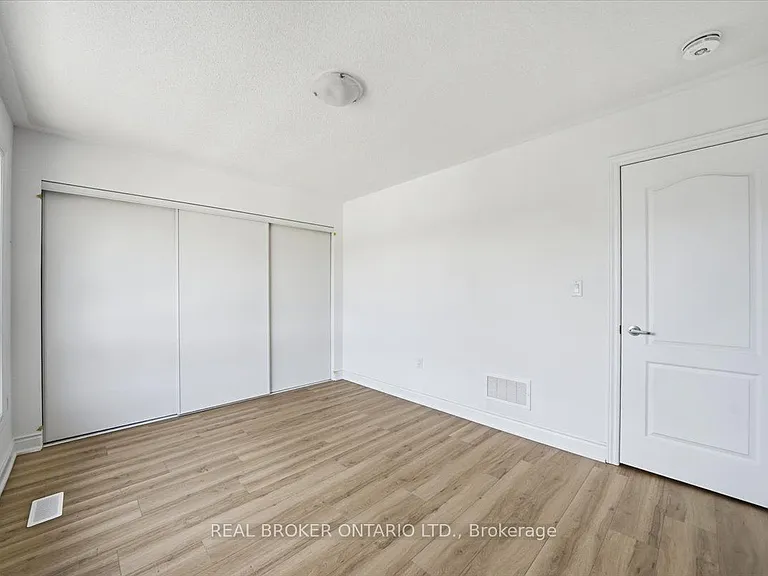 6175 Kingston Rd — Photo 40