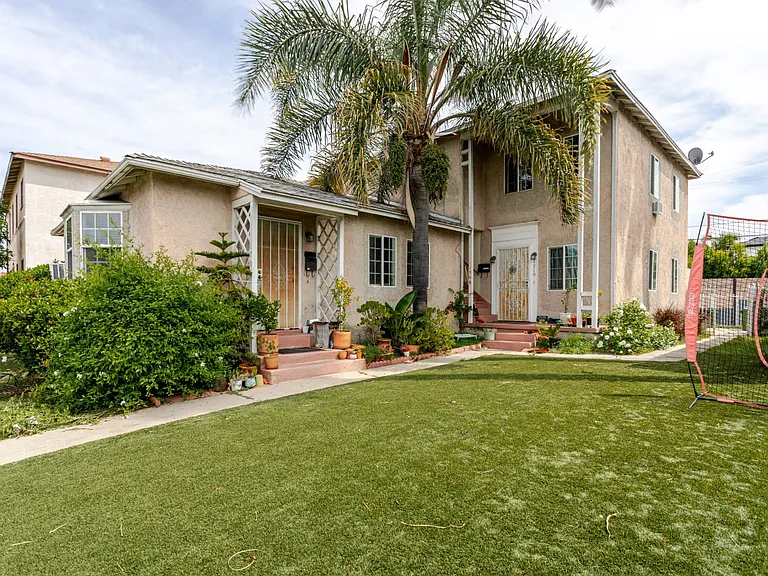 1708 S Crescent Heights Blvd — Photo 3