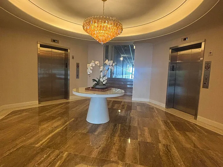 2600 N Flagler Dr #808 — Photo 12