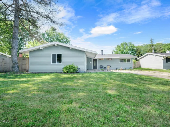 3325 Queenswood Blvd, Toledo, OH 43606