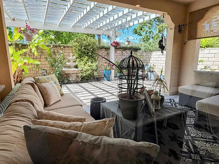 6748 Monterra Trl — Photo 18