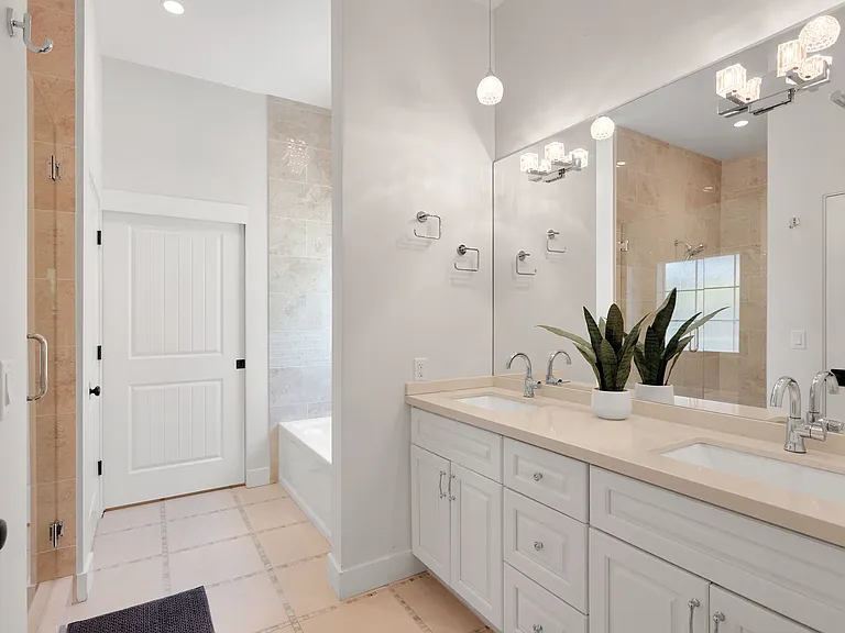 3229 E Campbell Ave — Photo 36