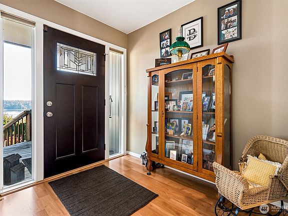 4th image of 1405 Rolling Hills Terrace NW